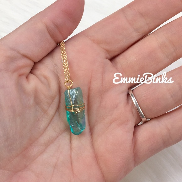 New Vibrant Aqua Green Aura Quartz Crystal Gold Plated Necklace -Crystal Pendant - Picture 6 of 13